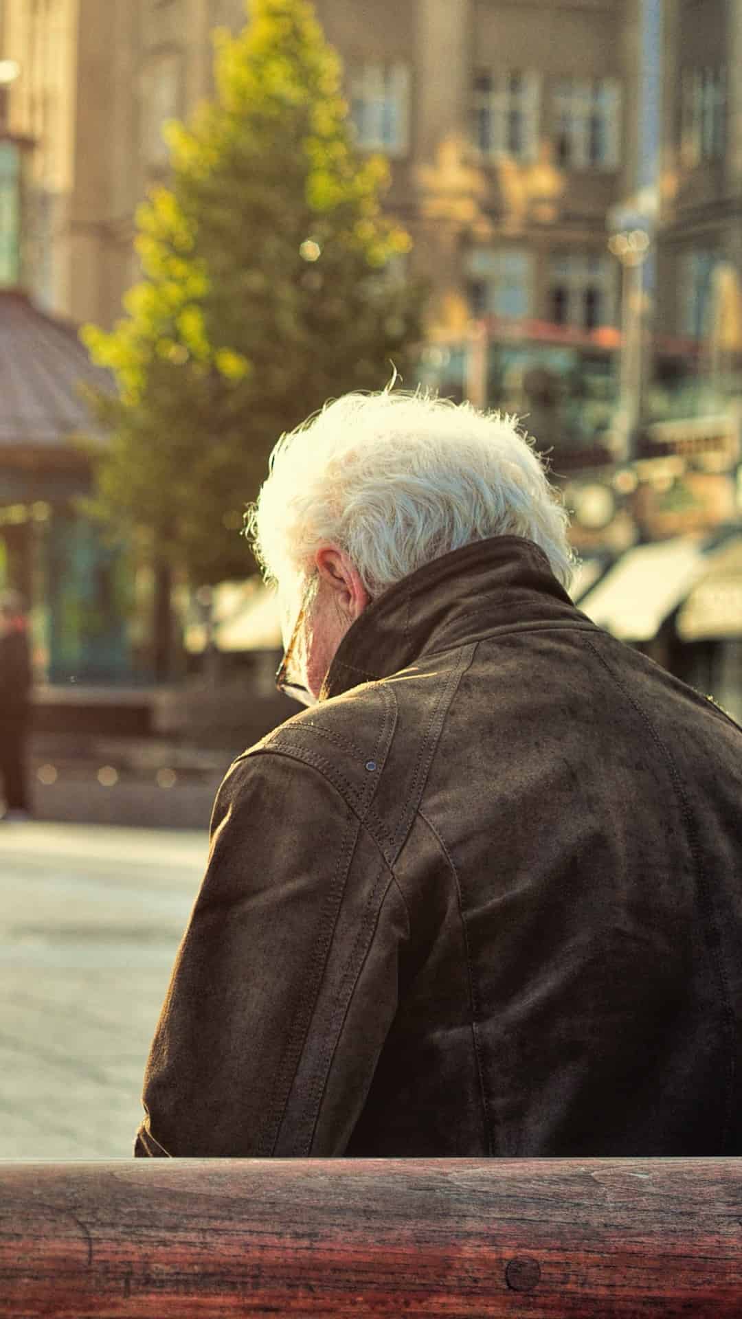 早安心语:在通往未来的路上,每个人都是孤独的旅行者_早安心语正能量